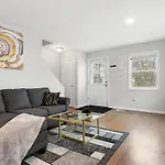 Polished 2-Bedroom Close To Osu Campus